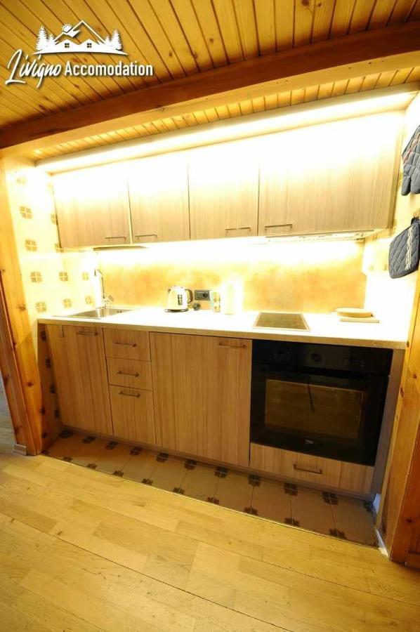 Condominio Teola Leonardo By Livigno Accomodation Exteriör bild
